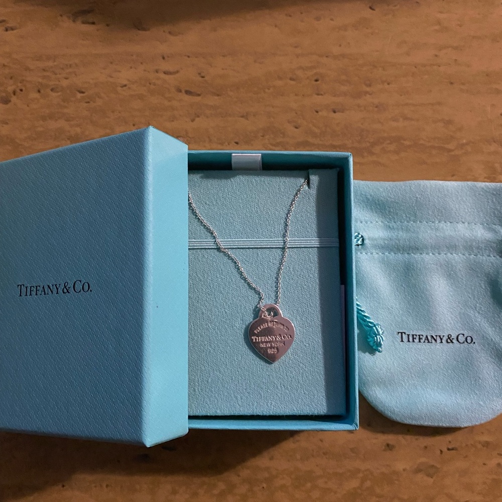 Return to Tiffany & Co. Necklace BNIB
